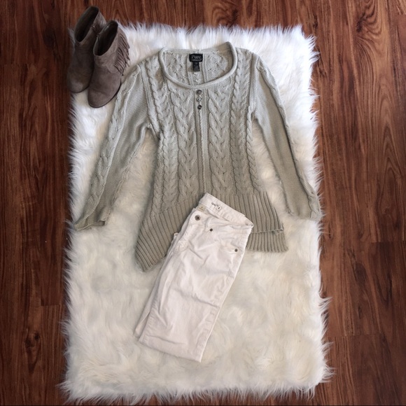 Neiman Marcus Sweaters - Gray Pure Handknit Sweater from Neiman Marcus